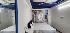 2 chambres, fer et planche à repasser, Wi-Fi gratuit, draps fournis