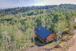 Exterior - Aspen Grove Cabin Above Park City with Hot Tub (Summit County)