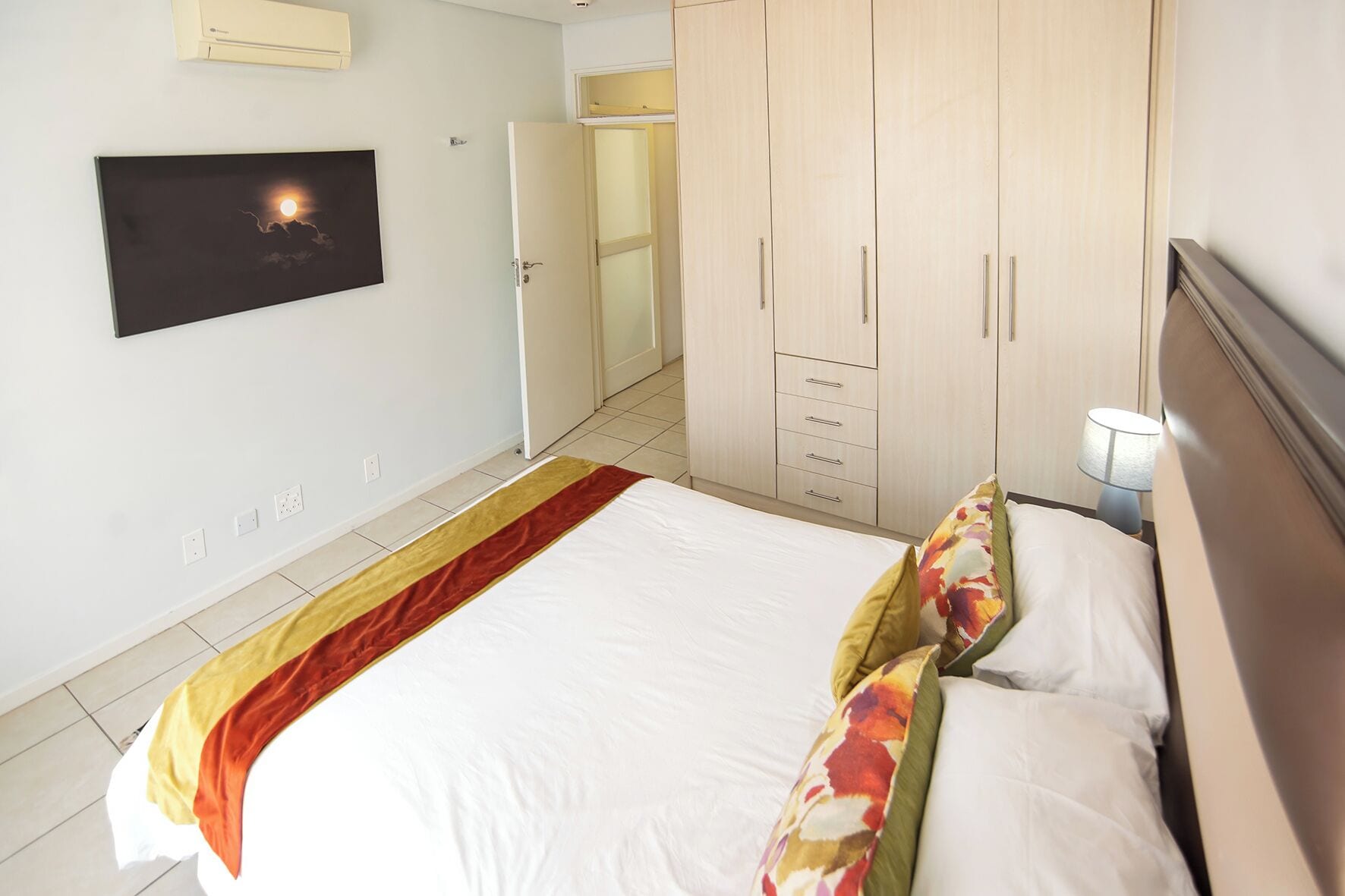 Premium bedding, individually decorated, individually furnished, desk