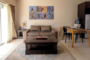 Living area - Apartments 125 (Gaborone)