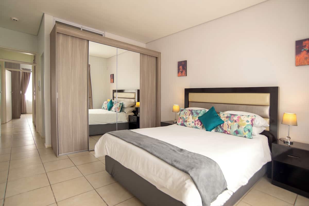 Premium bedding, individually decorated, individually furnished, desk