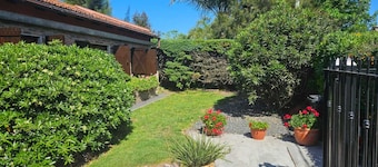 House in El Pinar Sur, 50mts from the beach.