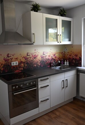 Mikrovågsugn, ugn och spishäll