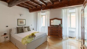 2 habitaciones, tabla de planchar con plancha y wifi 