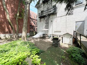 Property grounds - Lovely sunny vintage studio in the heart of Montreal's Plateau-Mont-Royal district (Montréal)