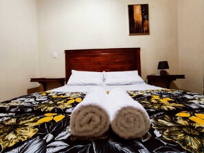 Comfort Room, Private Bathroom | Terrace/patio - Casona Macondo (Granada)