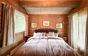 4 bedrooms, travel crib, free WiFi - Awesome home in Sjusjøen with sauna (Sjusjøen)