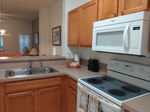 Private kitchen - Adorable Townhouse at Magic Resort no fees-1064 (Kissimmee)