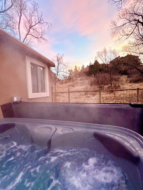 مغطس سبا خارجي