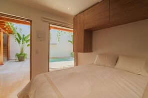 Standard Double Room, 1 Queen Bed
