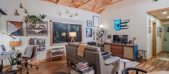 Private Forest Retreat • Spa Bath • Near the Coast • Central Midcoast Hub