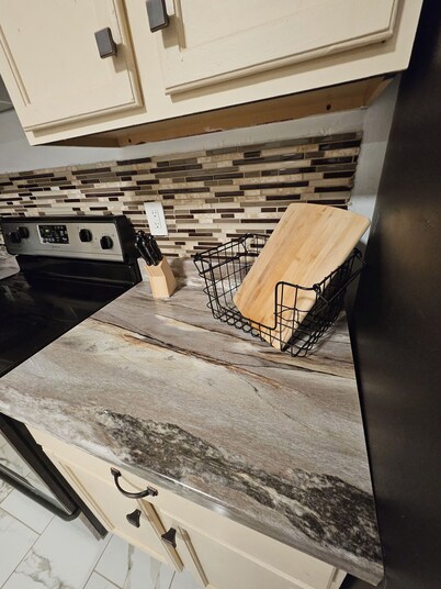 "Campin' on Campground: Your Ultimate Outdoor Getaway Awaits, Book Today!" 