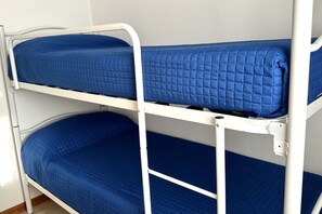 2 chambres, draps fournis