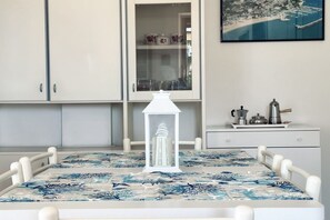 Dining - M410 - Marcelli, comfortable three-room apartment with large terrace (Marcelli)