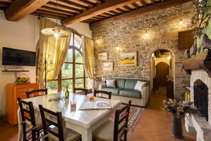 Dining - Villa Rigomagno By MMega (Rigomagno)