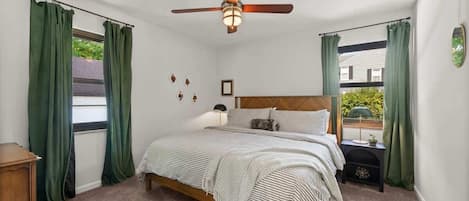 3 bedrooms, iron/ironing board, travel cot, WiFi