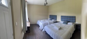 5 soverom, strykejern/-brett, wi-fi og sengetøy