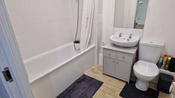 Shower, towels