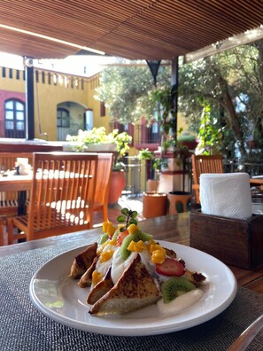 Restaurant - Suites Amanecer by Casa del Sótano (Oaxaca)