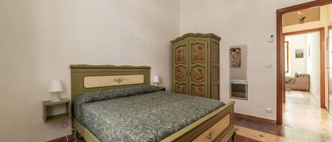 1 bedroom, iron/ironing board, Internet