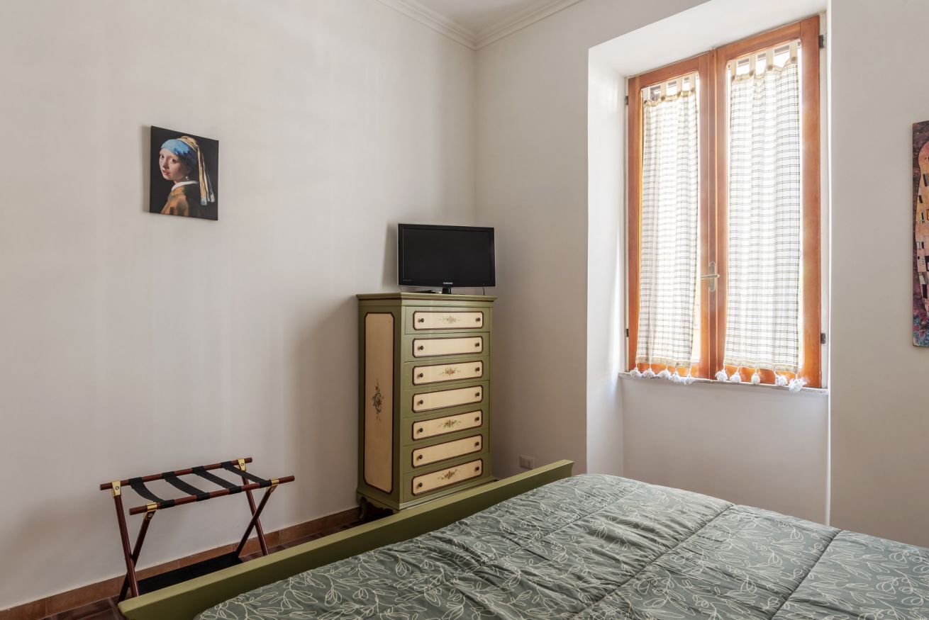 1 chambre, fer et planche à repasser, accès Internet