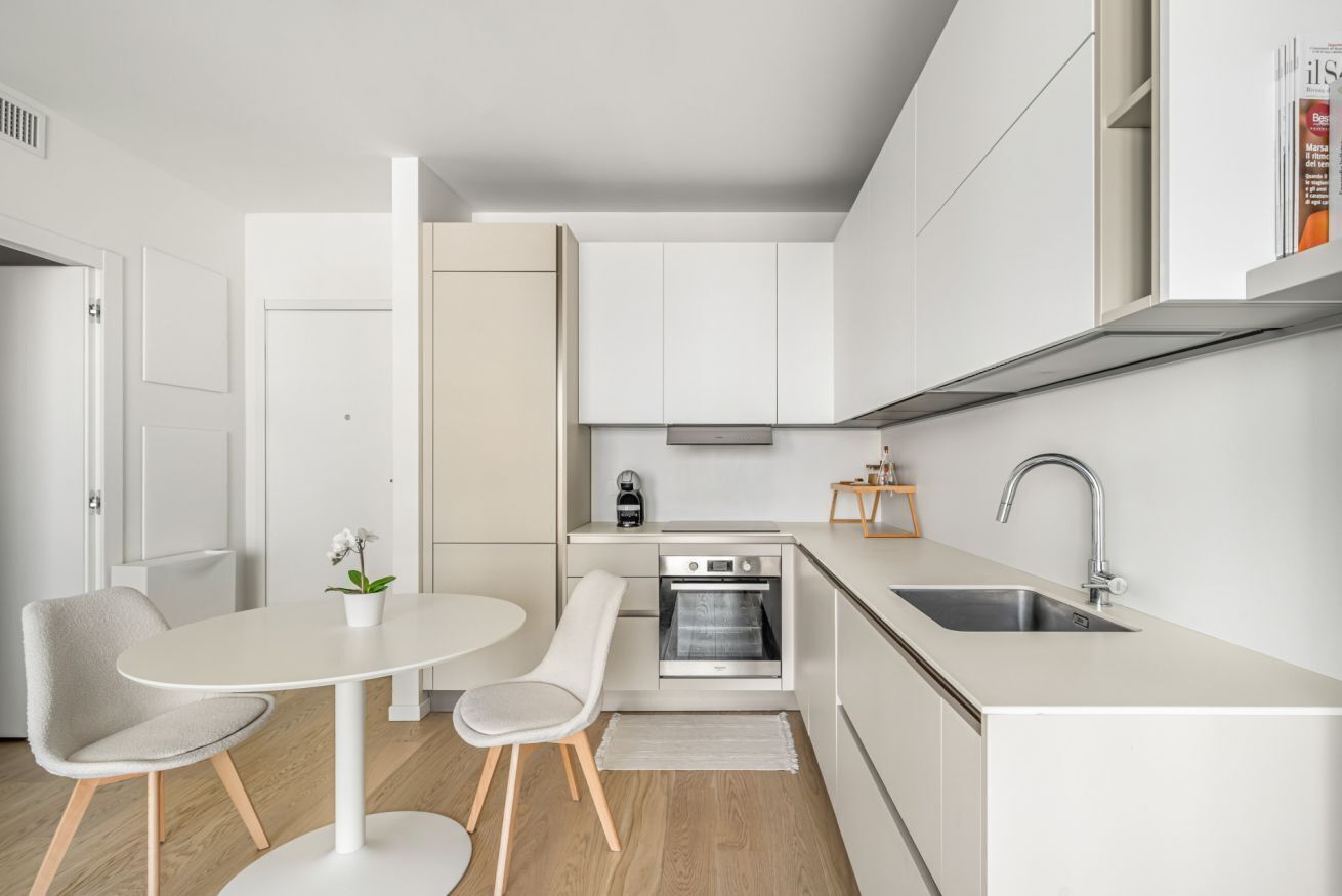 Kühlschrank, Ofen, Herdplatte, Geschirrspüler