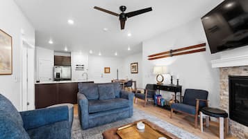 Kondominium (2 Bedrooms) | Bagian depan properti