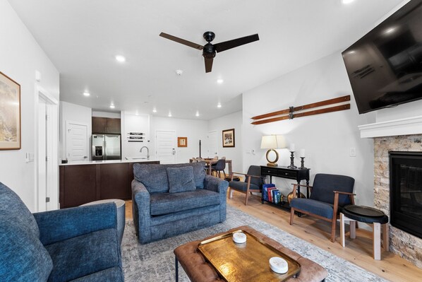 Apartment (2 Bedrooms) | Depan hartanah