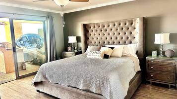 2 bedrooms, in-room safe, iron/ironing board, free WiFi