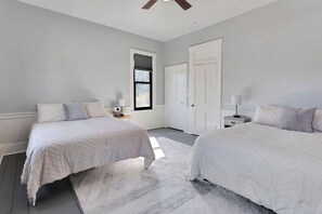 2 bedrooms, WiFi, bed sheets