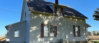 Charming 3-bedroom country house with AC and WiFi near Wilmington