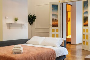 2 sovrum, strykjärn/strykbräda, wi-fi och sängkläder