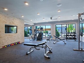 Fitness facility - Stylish Luxury Apartment In Buckhead (Atlanta)