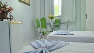 1 bedroom, desk, laptop workspace, free WiFi