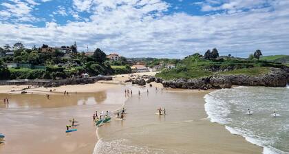 Llanes Swimming Pool and Beach Apartment - El Recreo de Celorio