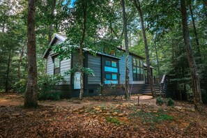 Exterior - Tiny Haven at the Retreat (Monteagle)
