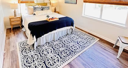 Charming 2-bedroom house in Ardmore with AC, WiFi. Enjoy your stay