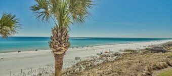 Sealah @ Crystal Beach | Private Pool | Walk to Beach | Dog Friendly* | Free Fun Pass