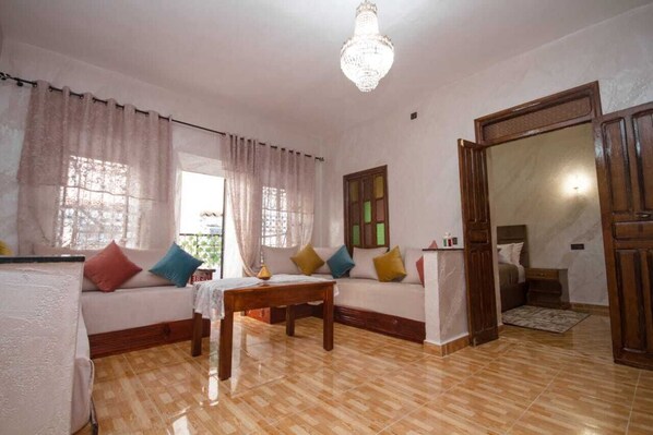 Flat-screen TV - perla (Chefchaouen)