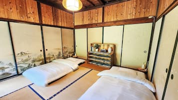 Shared Dormitory, Women only | Free WiFi