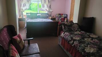 Huis | 4 slaapkamers, gratis wifi, beddengoed