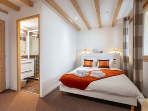 4 makuuhuonetta, internet