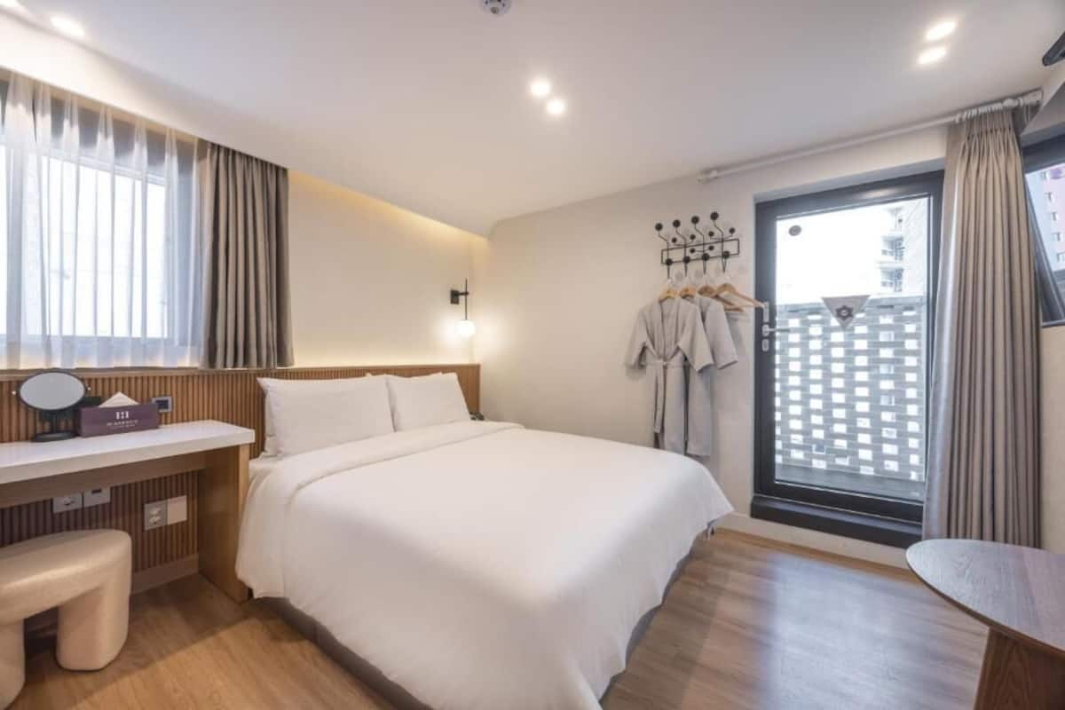 *Open Special Rate* Premium Terrace Double (OTT 6 Types + Premium ACE Bed/Bedding + Terrace)