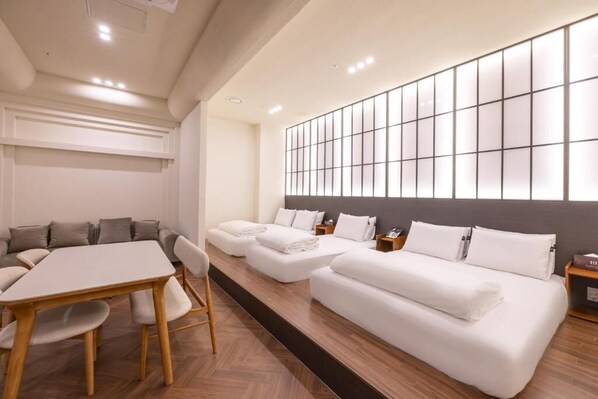 Quadruple Room | Kalis bunyi, Wi-fi percuma 