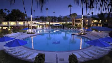 Piscine extérieure, piscine chauffée