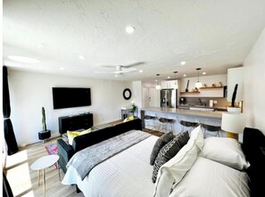 1 Schlafzimmer, Schreibtisch, Bügeleisen/Bügelbrett, kostenloses WLAN