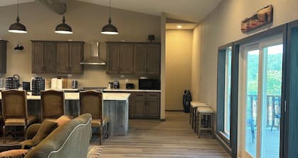 Escape to Little Oak Farm, a peaceful retreat in Fall River, KS.