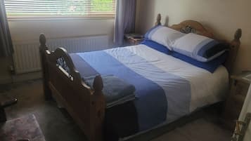 4 bedrooms, WiFi, bed sheets