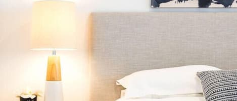 1 chambre, fer et planche Ă repasser, literie fournie