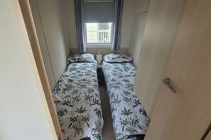3 室のベッドルーム、アイロン / アイロン台、WiFi、ベッドシーツ
